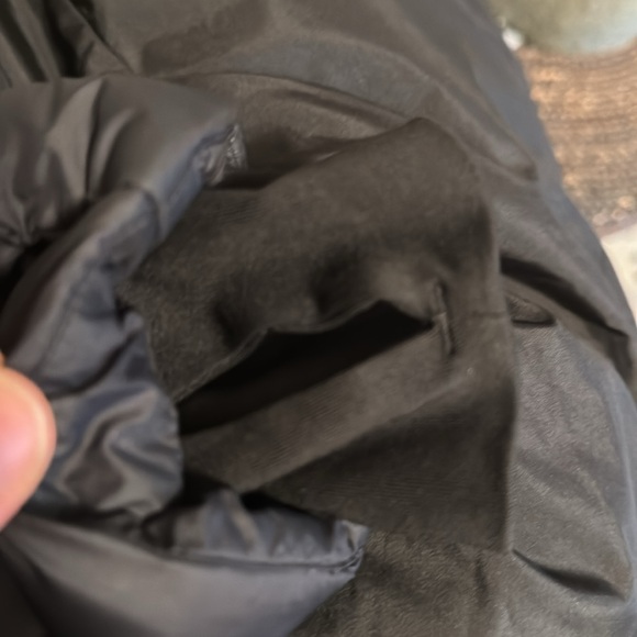 The North Face Holladown Crop Black Puffer Jacket M Quilted - Picture 8 of 11